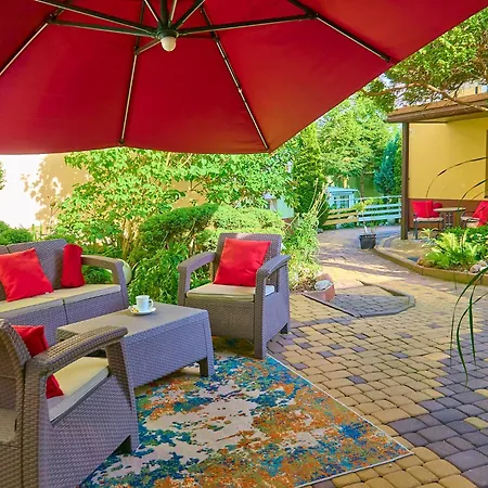 Ow Sargus Bed & Breakfast