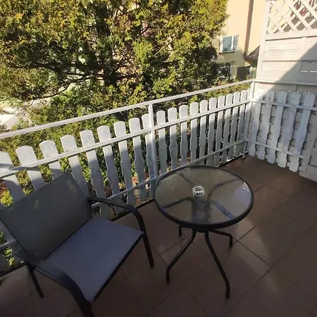 Ow Sargus Oda ve Kahvaltı 4*